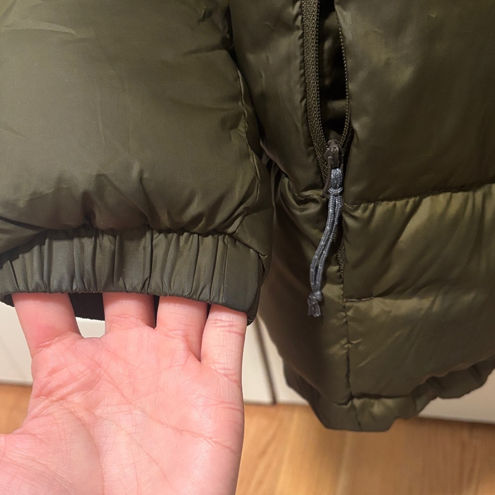 Columbia women Olive and Dark Green Puffer Jacket - Picture 7 of 7